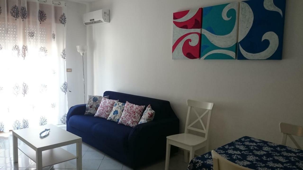 Blue Holiday Apartment โอตรันโต ภายนอก รูปภาพ